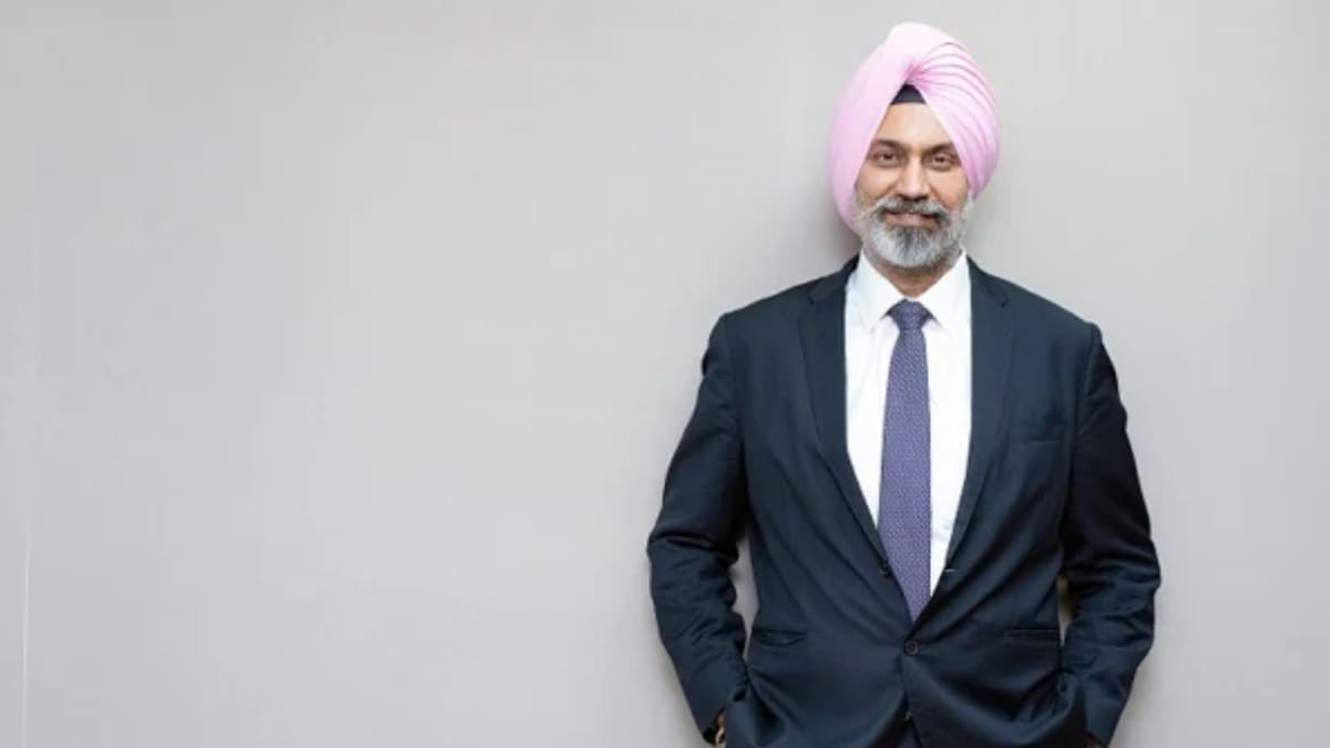 Satin Creditcare Network Chairman & MD HP Singh