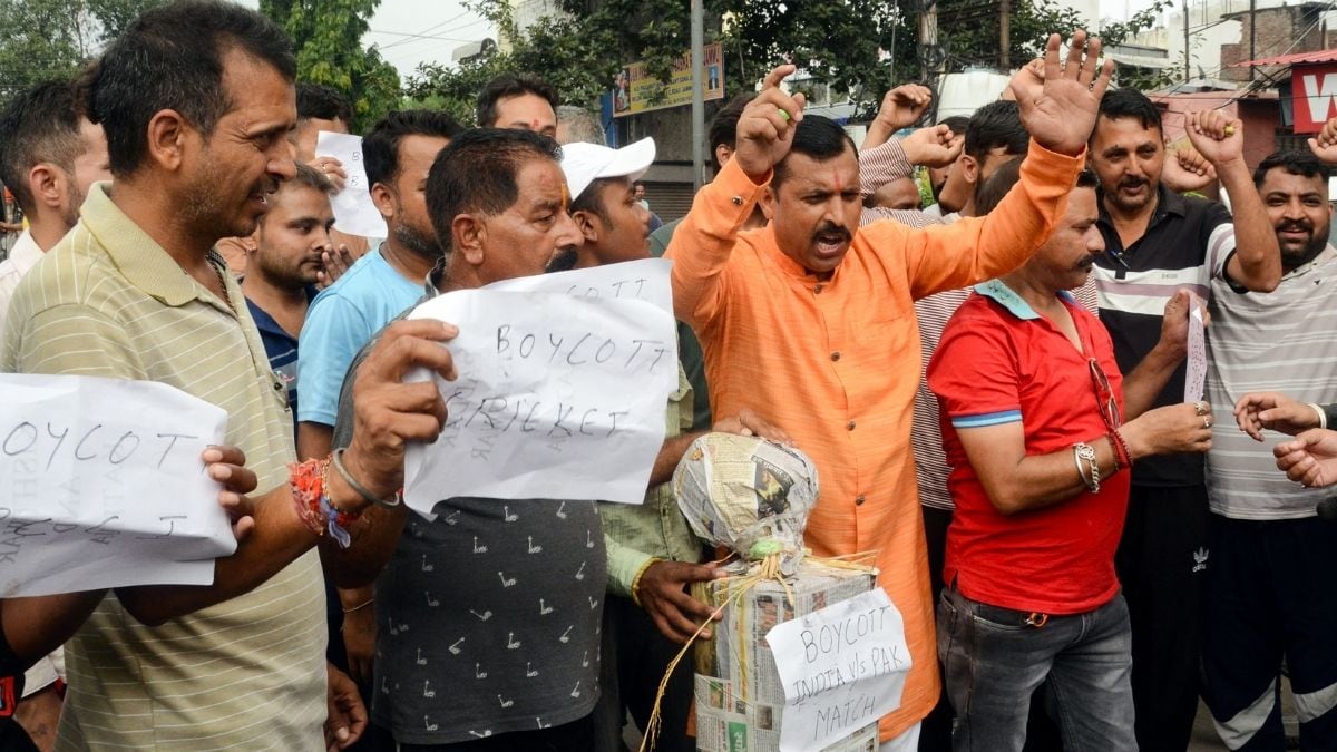 In Photos: London rocked by Tommy Robinson’s ‘Unite the Kingdom’ protest
