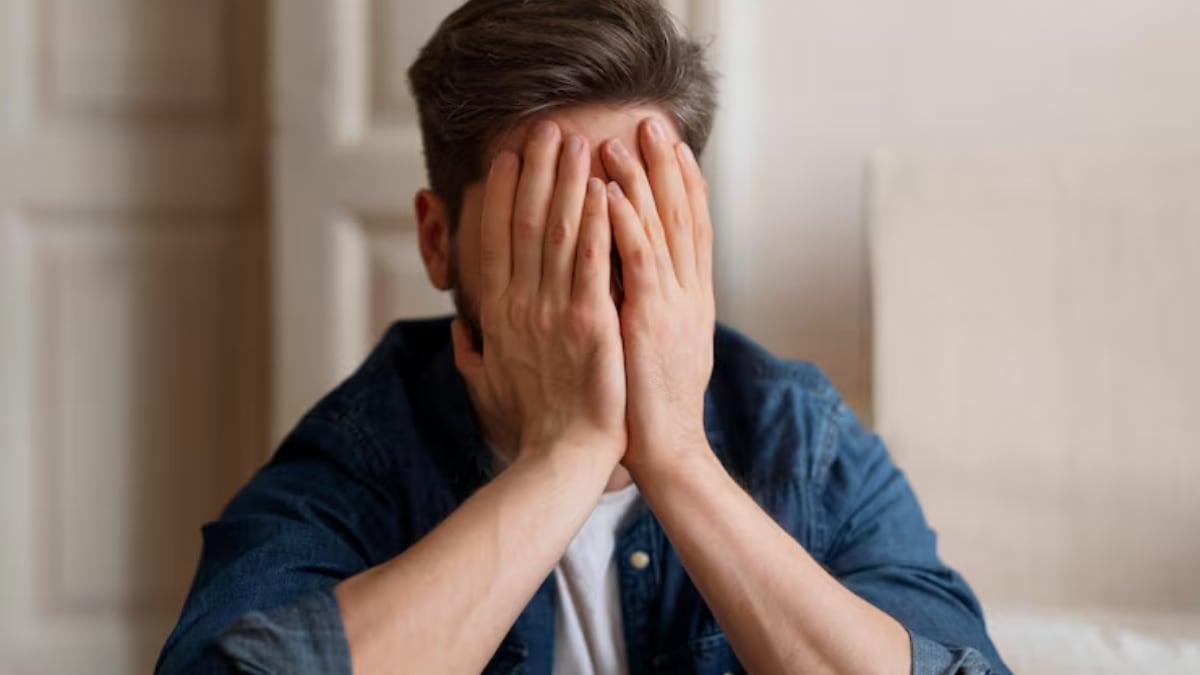 Indian software engineer struggles as $100K H-1B visa fee halts American tech career aspirations.