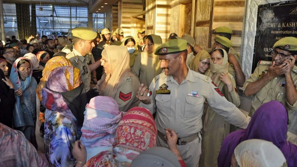 In Pictures: How Elon Musk’s record pay package towers over Nadella, Cook, Buffett, and other CEOs in US