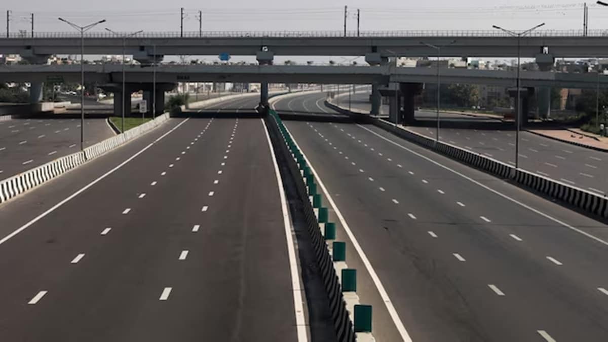 Cabinet approves major infra projects worth over Rs 7000 crore / Representational Photo. (Image Source: Reuters)