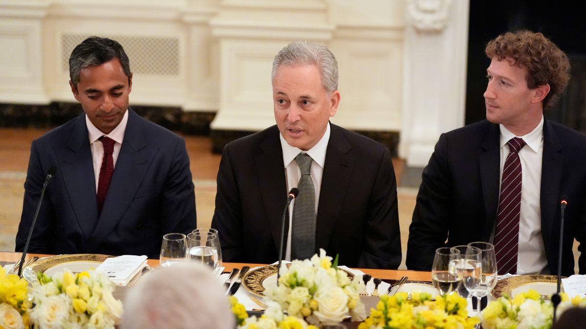 Chamath Palihapitiya at trump meeting
