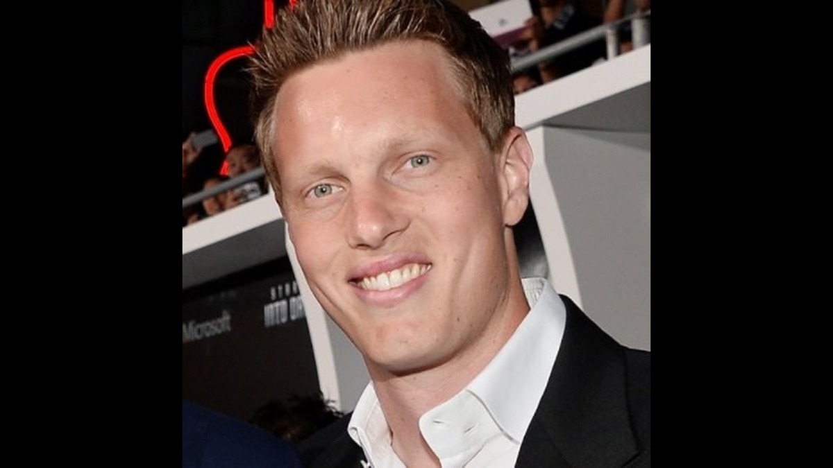 Paramount CEO David Ellison, in an email, has asked employees to either return to office or resign.