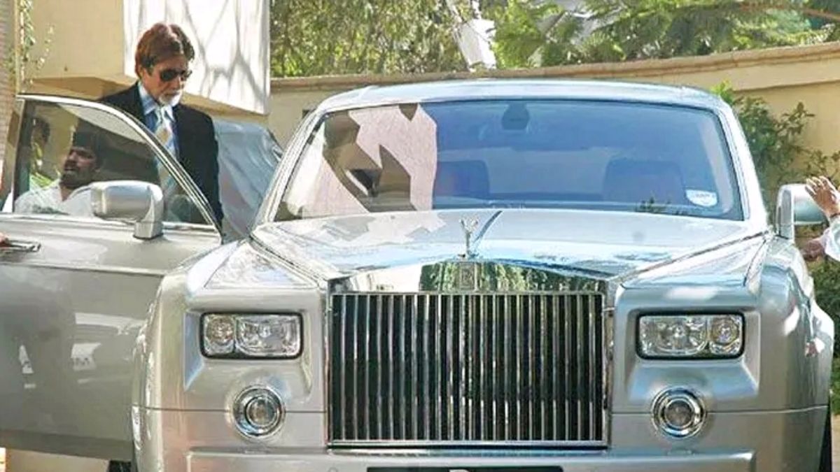 Vidhu Vinod Chopra gifts Rolls Royce to Amitabh Bachchan