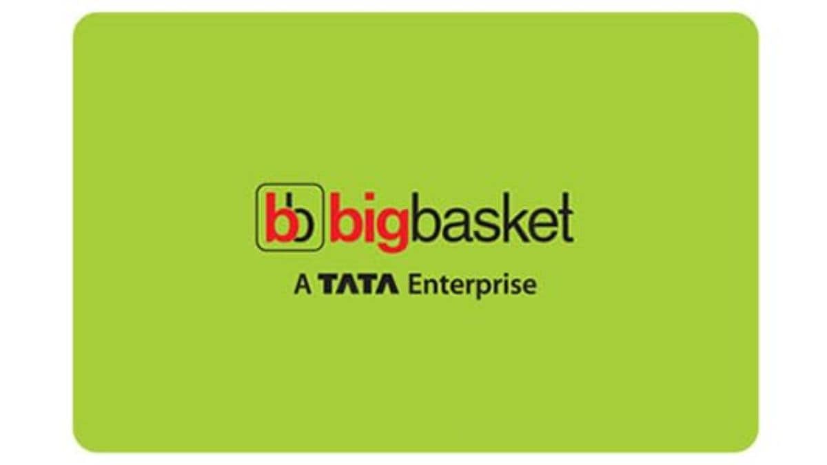 PM Modi celebrates Diwali aboard INS Vikrant with Navy personnel – In Pictures