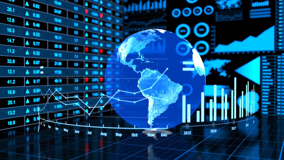 PM Modi celebrates Diwali aboard INS Vikrant with Navy personnel – In Pictures