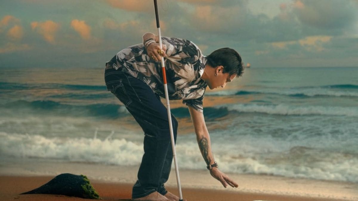 PM Modi celebrates Diwali aboard INS Vikrant with Navy personnel – In Pictures