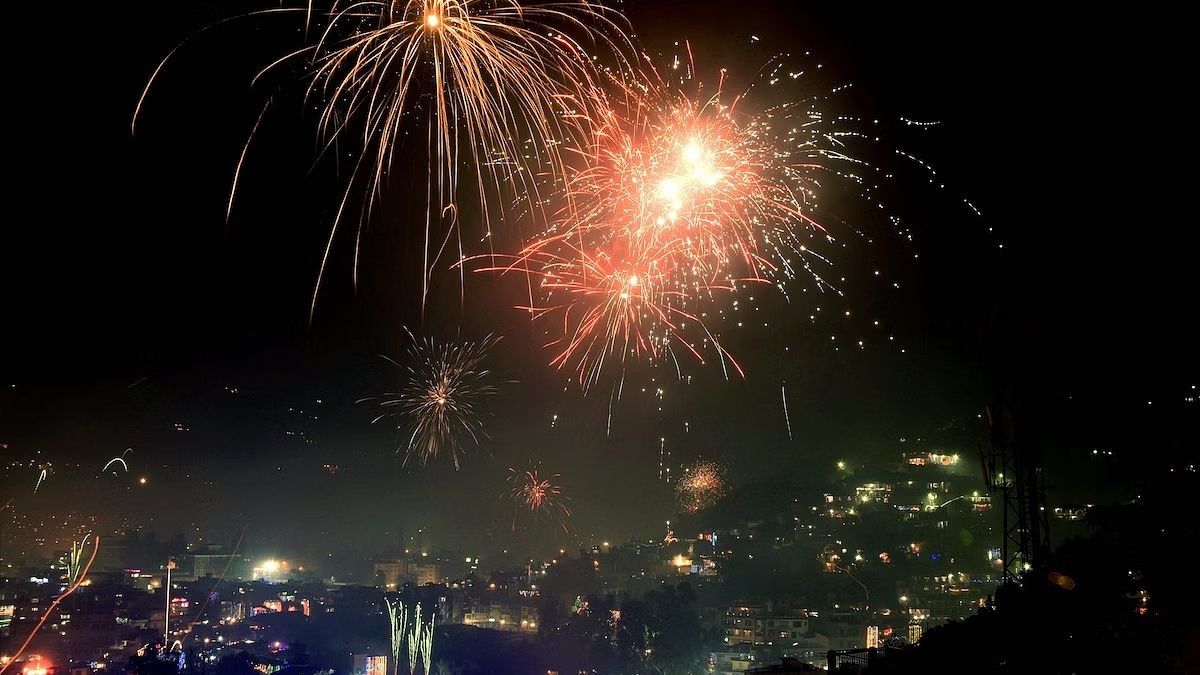 Ananya Panday shares never-seen-before Diwali album, blends childhood nostalgia with festive glam