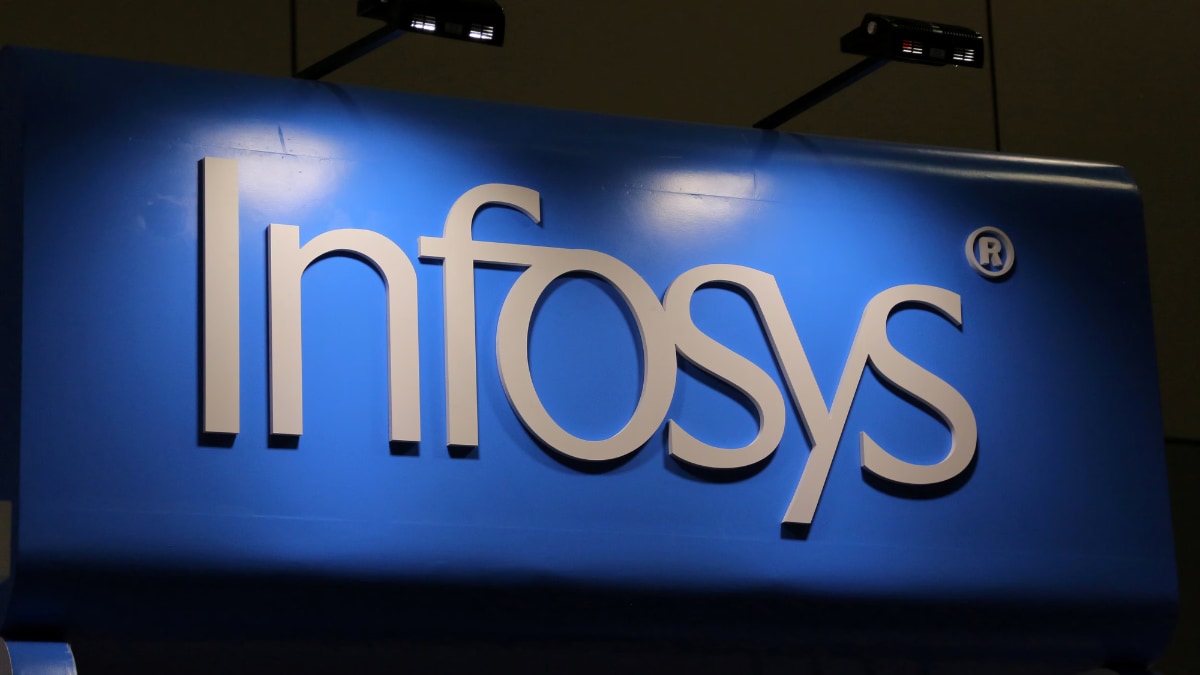 Infosys Promoters, Including Nilekani and Sudha Murty, Opt Out of Rs 18,000 Crore Share Buyback