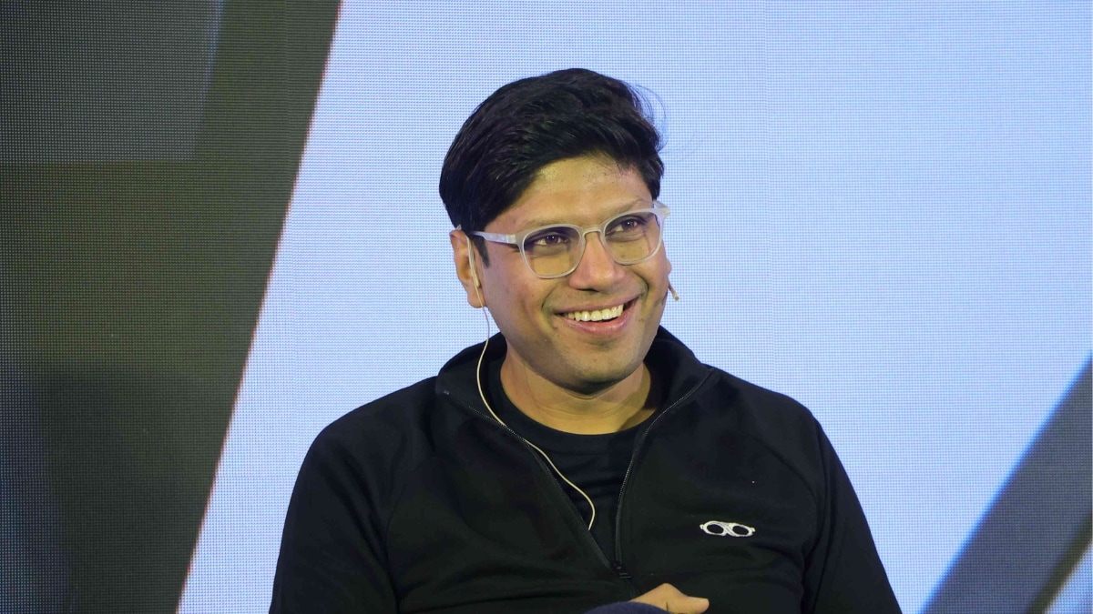 PM Modi celebrates Diwali aboard INS Vikrant with Navy personnel – In Pictures