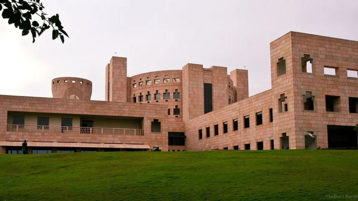 PM Modi celebrates Diwali aboard INS Vikrant with Navy personnel – In Pictures
