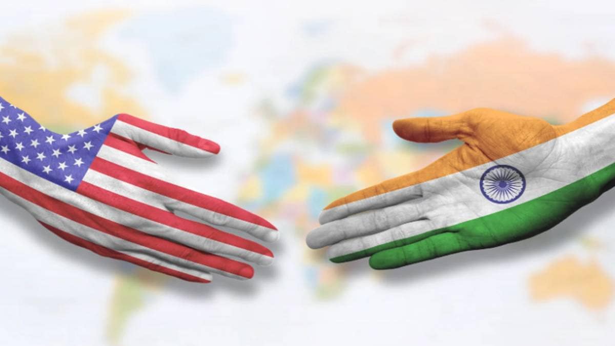 Ananya Panday shares never-seen-before Diwali album, blends childhood nostalgia with festive glam