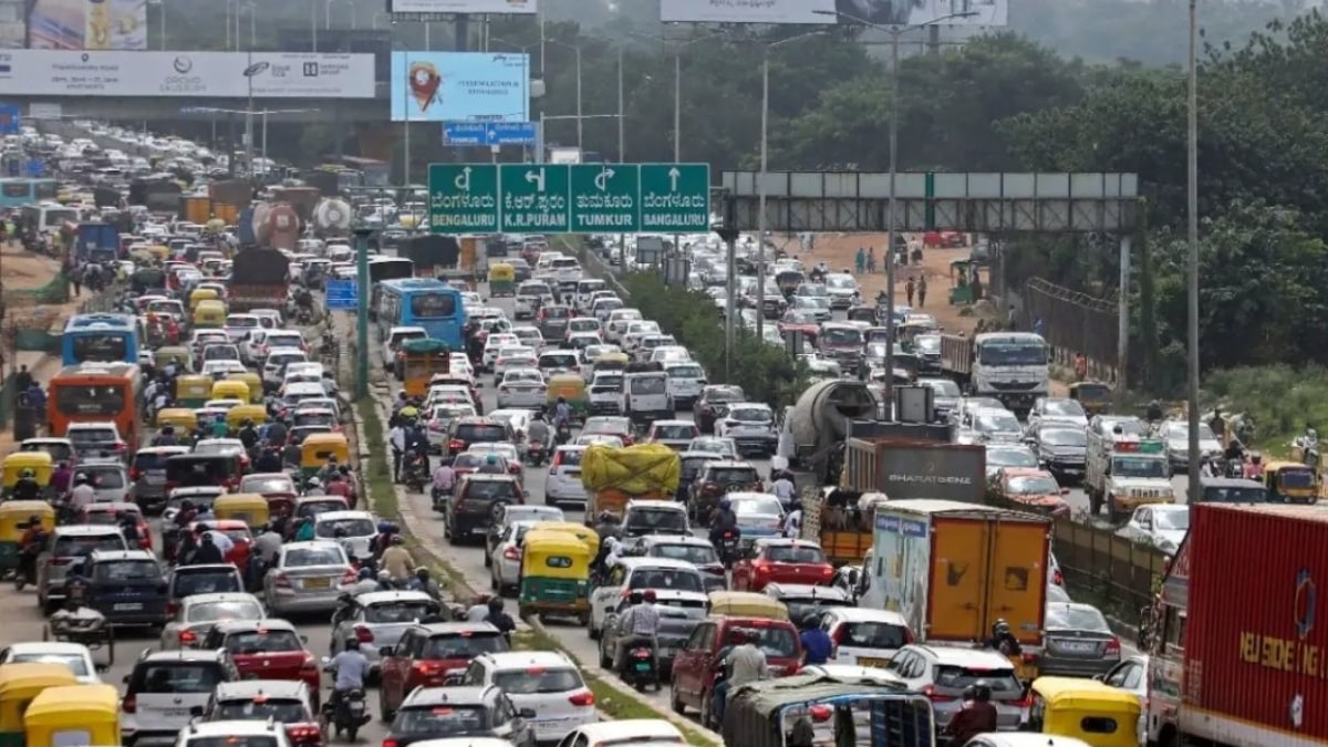 Bengaluru traffic woes: A Bengaluru resident shared on X (formerly Twitter) that it took his children two hours to cover 14 km on their way to school.