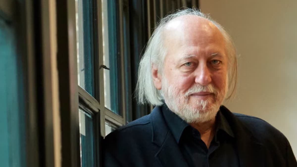László Krasznahorkai wins Nobel Prize in literature