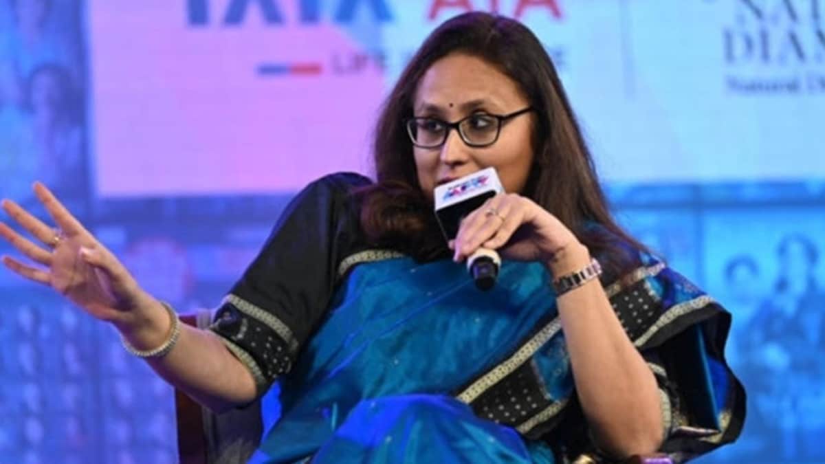 Bollywood put their glam game on, at Manish Malhotra’s Diwali bash 2025