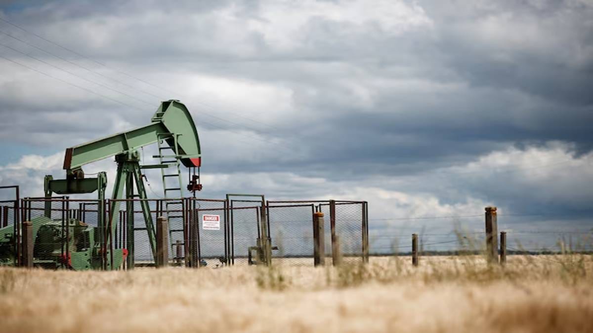 A pumpjack operates at the Vermilion Energy site in Trigueres, France. (Photo source: Reuters)