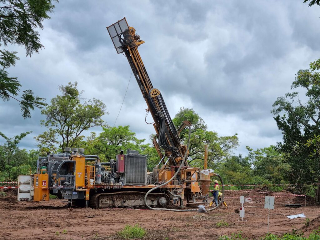 象牙海岸赠款11个新的采矿许可证可以提高勘探
