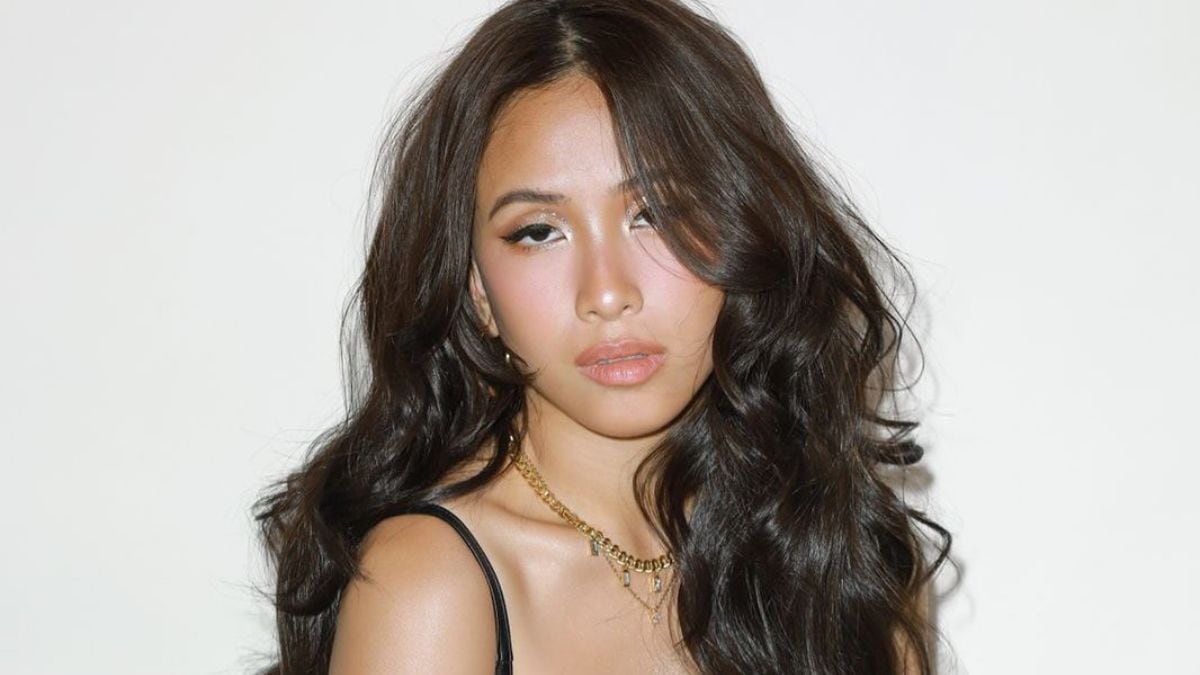 PM Modi celebrates Diwali aboard INS Vikrant with Navy personnel – In Pictures