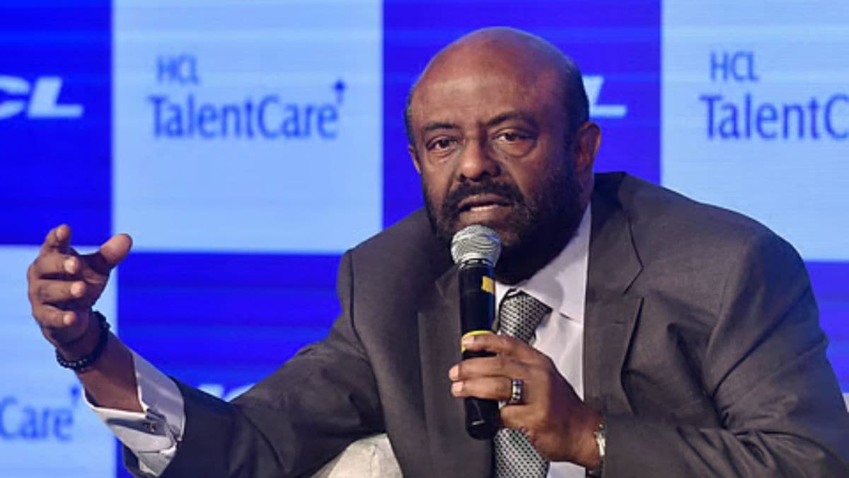 shiv nadar net worth