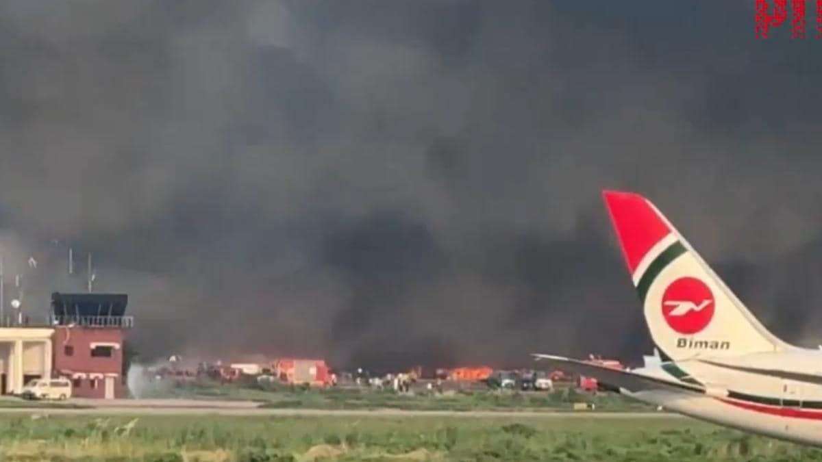 Ananya Panday shares never-seen-before Diwali album, blends childhood nostalgia with festive glam