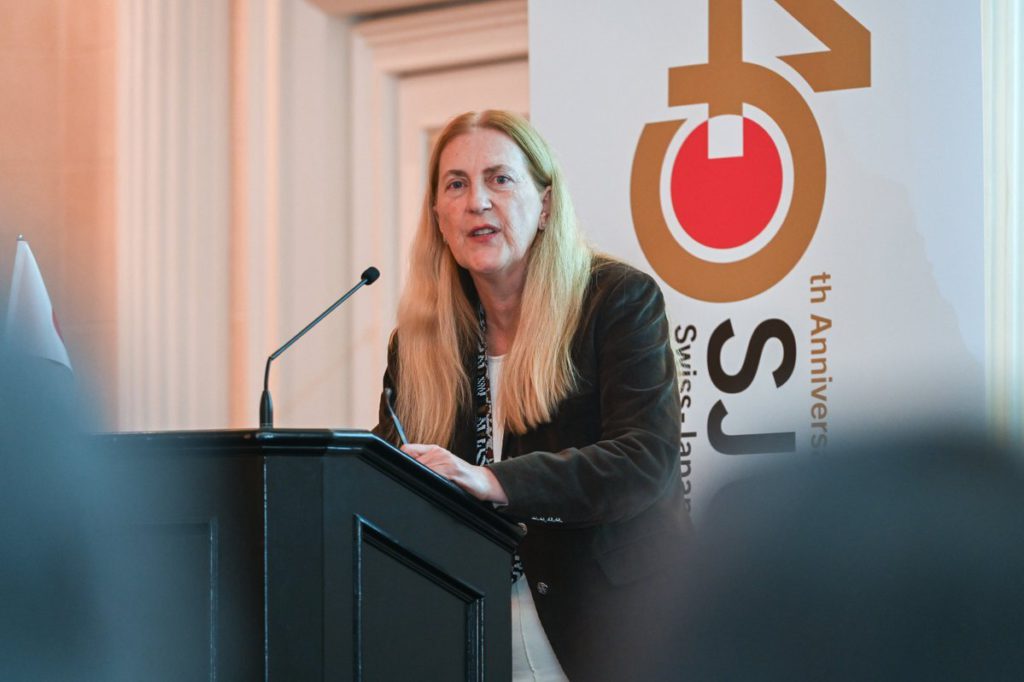 官员称瑞士黄金精炼商有兴趣在美国设立工厂