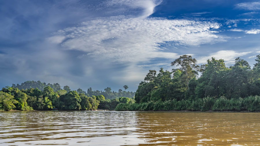 河水变蓝马来西亚暂停稀土锡矿开采作业