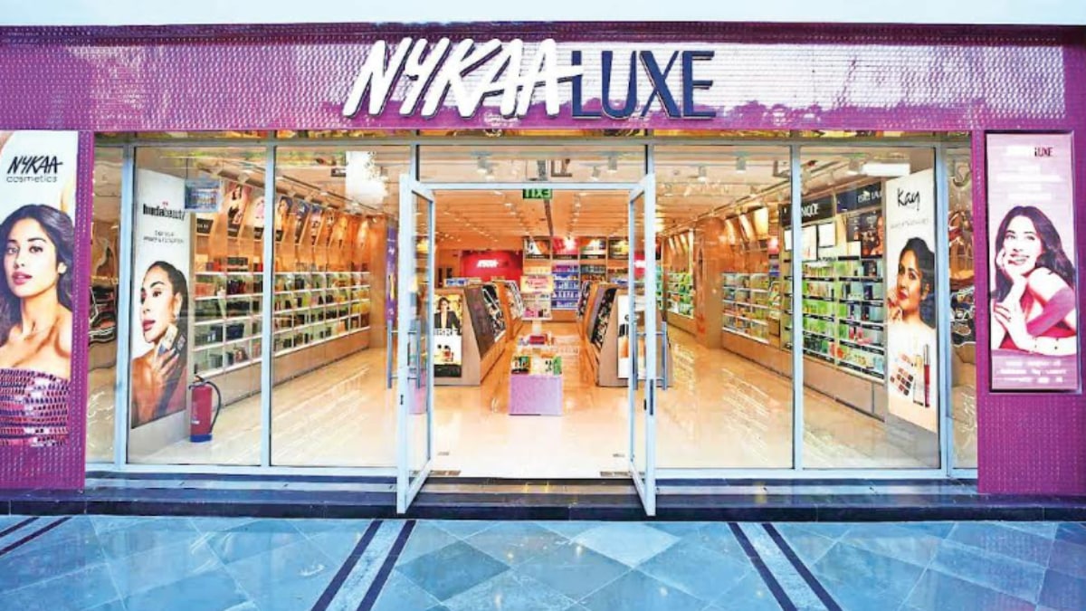 Nykaa share price Q2FY26 rally analysts views