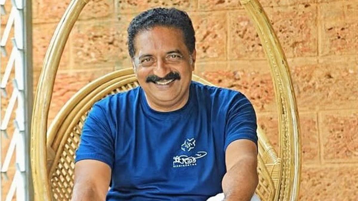 PM Modi celebrates Diwali aboard INS Vikrant with Navy personnel – In Pictures