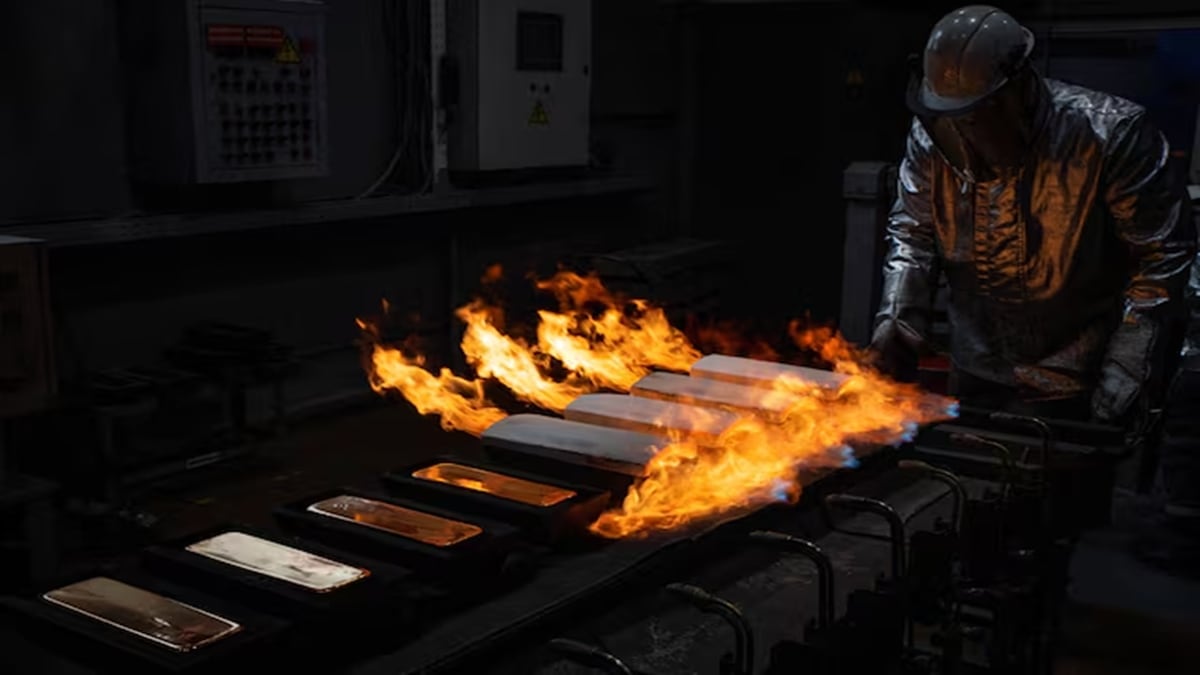 gold rate today, gold holdings Indian families, gold holdings RBI, gold mines India, gold prices, gold returns India