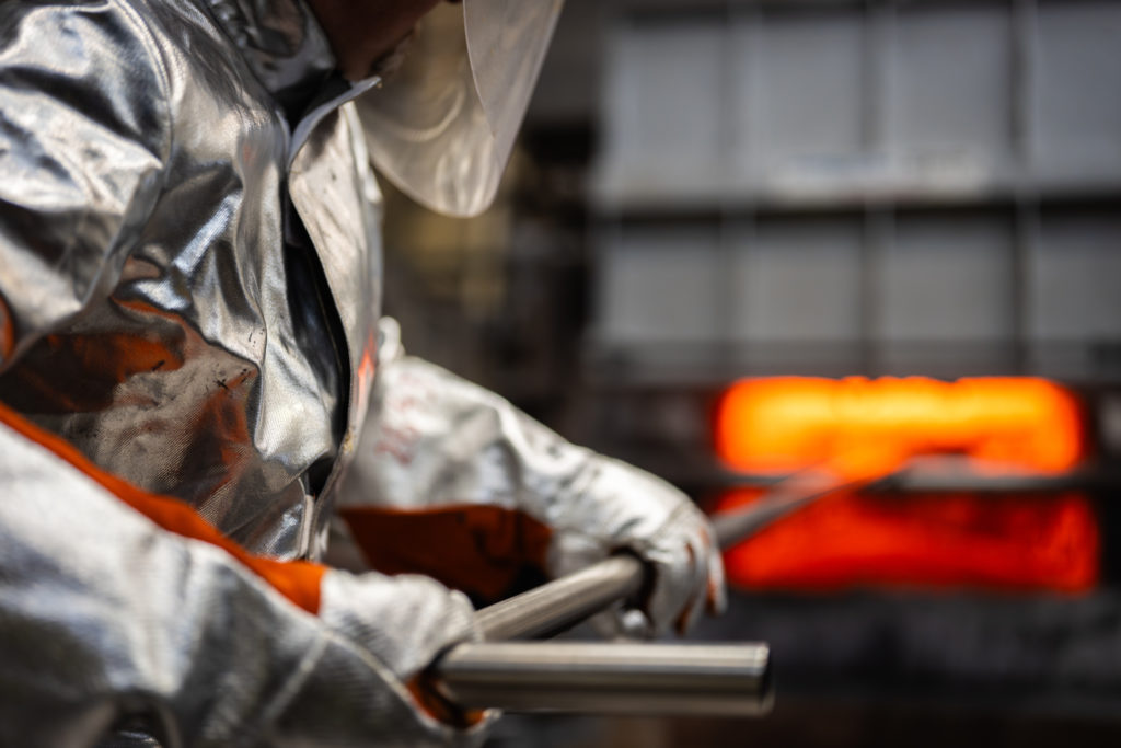 嘉能可称将投资中国铝冶炼厂IPO