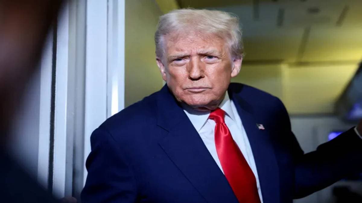 PM Modi celebrates Diwali aboard INS Vikrant with Navy personnel – In Pictures