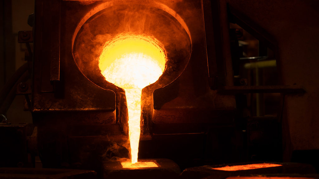 巴里克矿业考虑拆分为两个实体