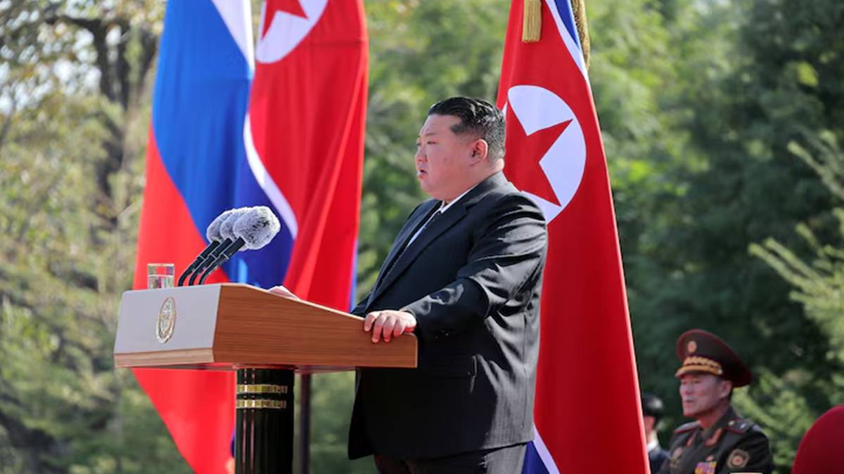 PM Modi celebrates Diwali aboard INS Vikrant with Navy personnel – In Pictures