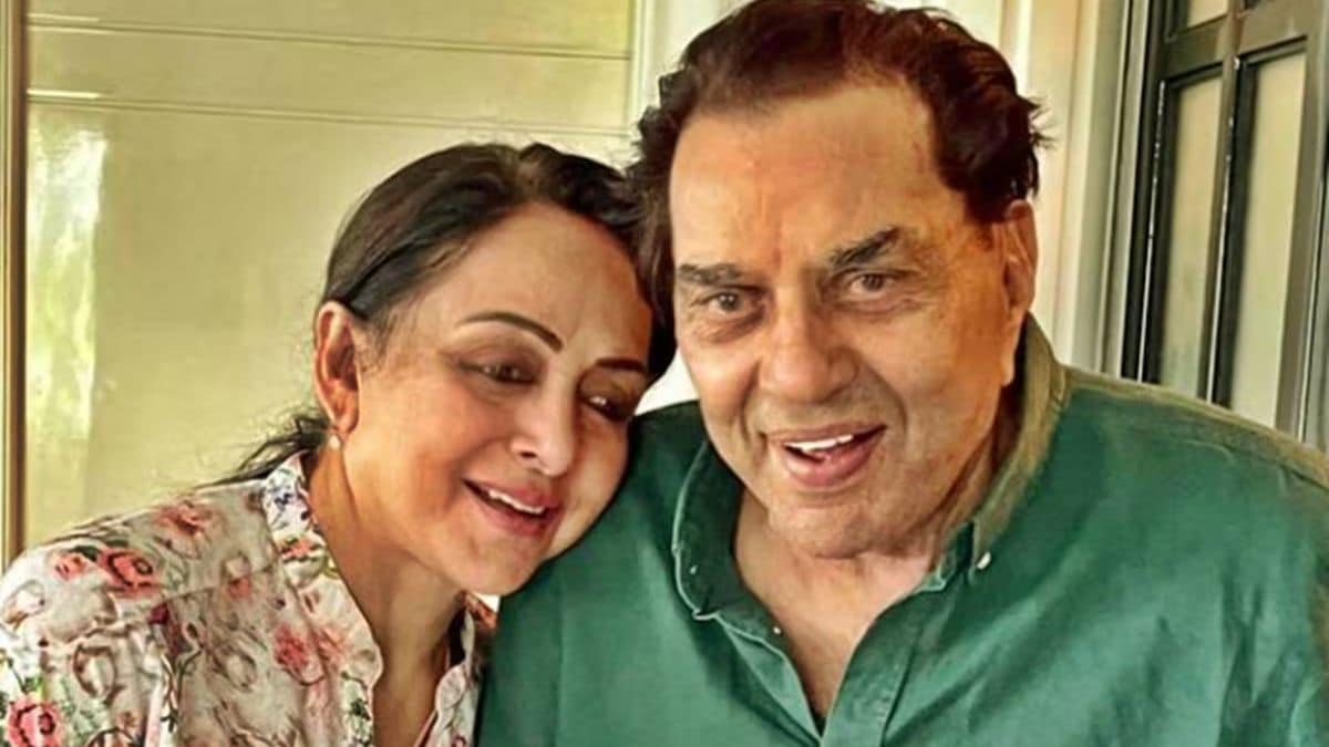 Hema Malini reacts to Dharmendra death rumour