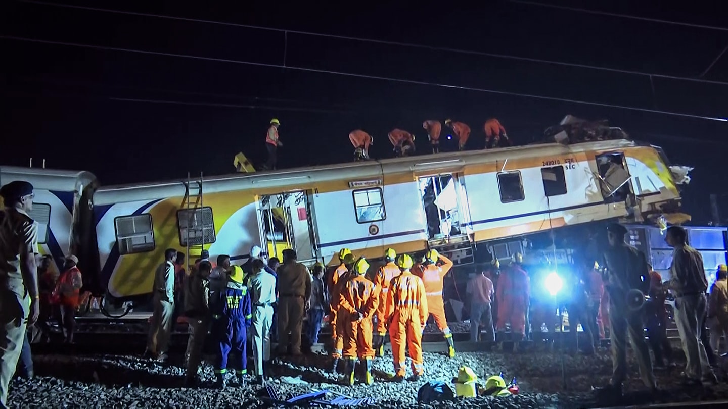 NDRF, Police and local administration carry out a rescue operation at the site of the train accident, in Bilaspur (ANI Video Grab)