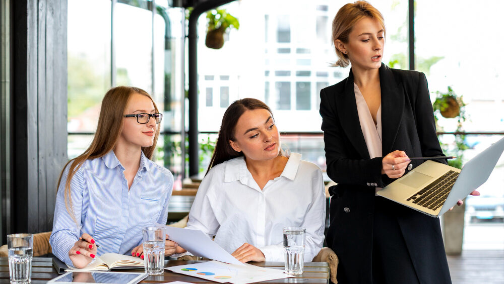 法国女企业家：当一代人决定取代她们时