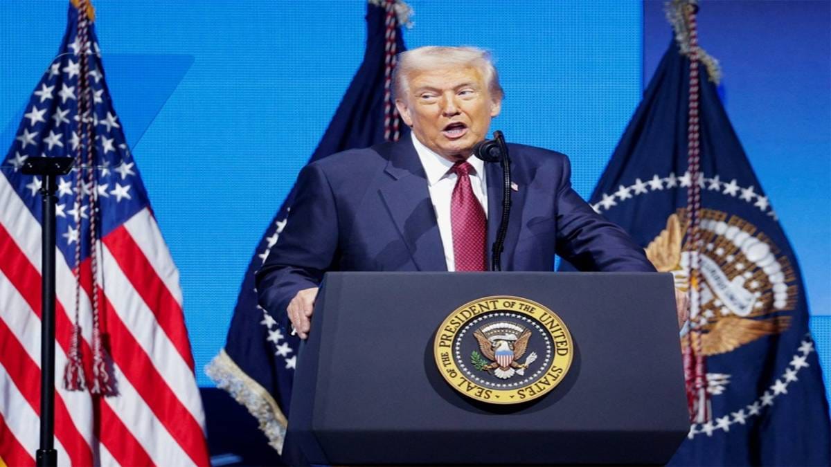 PM Modi celebrates Diwali aboard INS Vikrant with Navy personnel – In Pictures