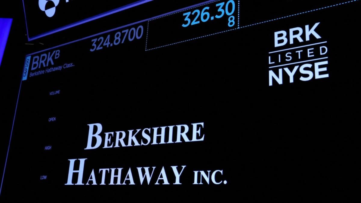 Berkshire Hathaway, Berkshire Hathaway portfolio, Berkshire Hathaway cash swell, Berkshire Hathaway stocks, Berkshire Hathaway news