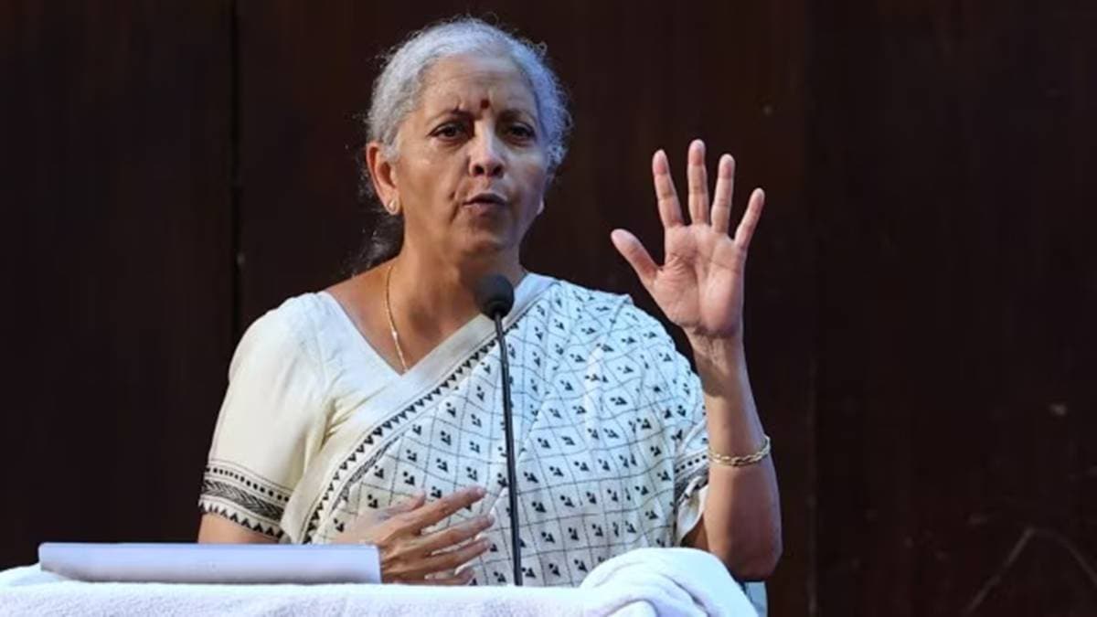 FM Sitharaman Hints at New Round of PSB Consolidation and Privatisation for 'World-Class' Banks