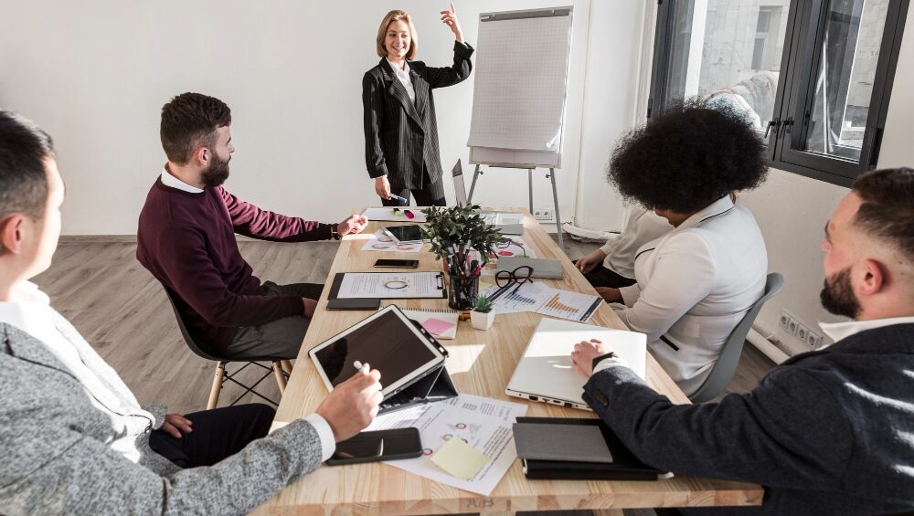 重塑商业教练：当数字赋予人们意义时