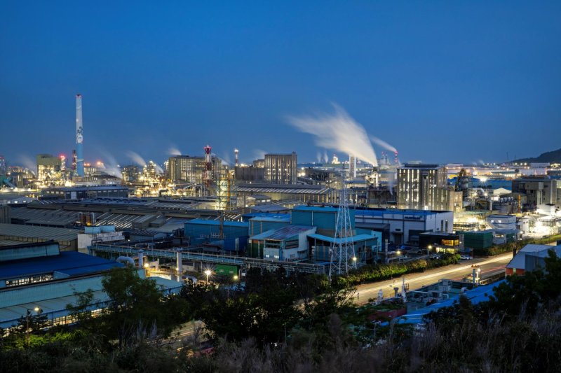 泰克向韩国锌业公司收取更高的银和锗费用