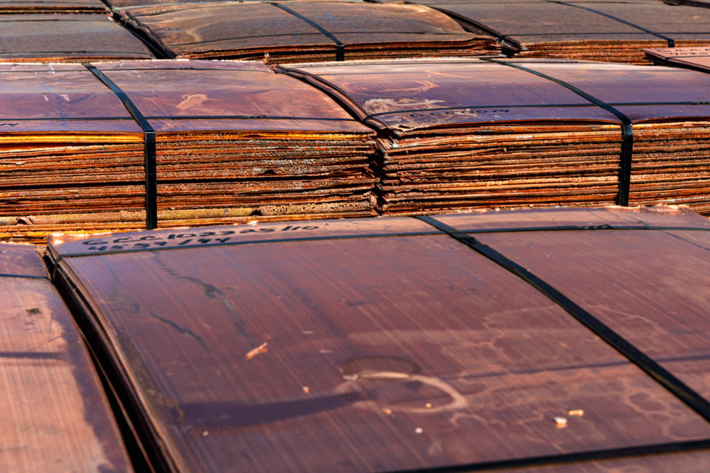 LME 库存升至六年多来最高水平，铜价下跌