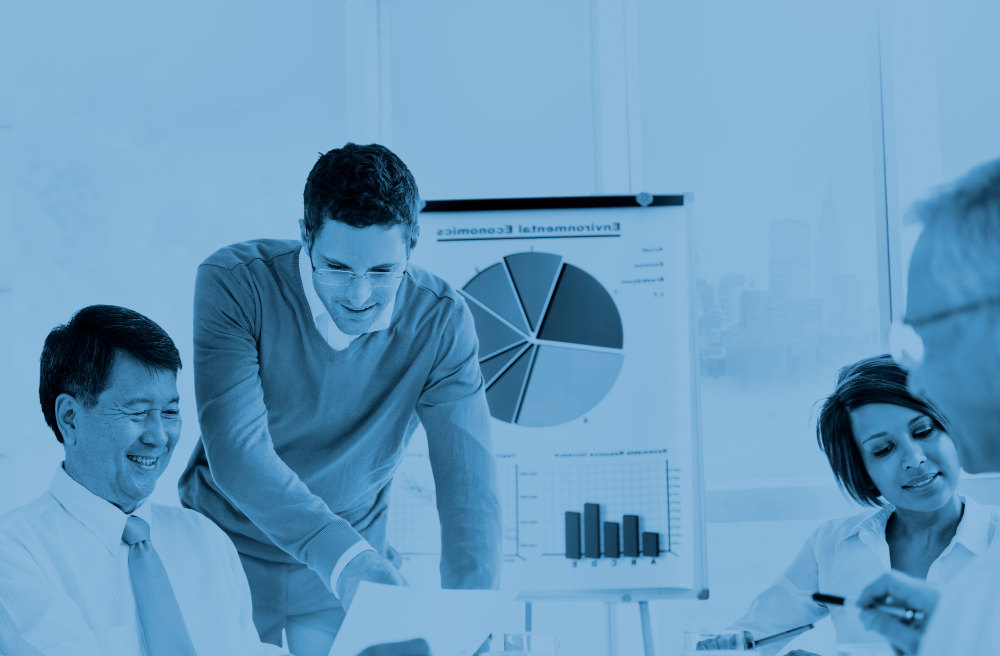 在算法和同理心之间，可持续绩效的艺术